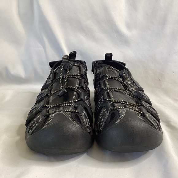 Hi-Tec Hiking Sandals - Picture 2 of 7